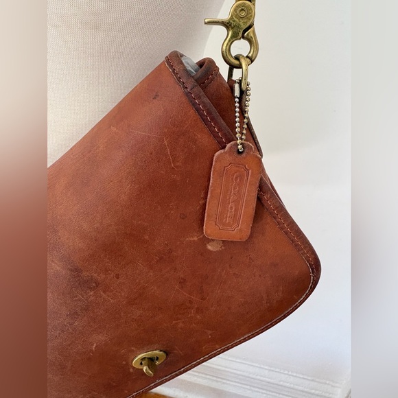 Coach Vintage Pocket Purse 9755 British Tan Leather Crossbody - Picture 8 of 13